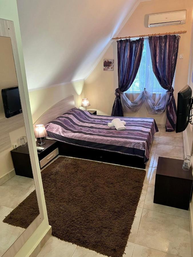 Guest house Venis House